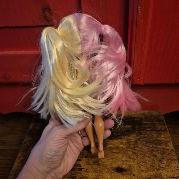 LOL Surprise OMG Candylicious Fashion Doll Clothes Bunny Bear Backpack Girls EUC - Picture 2 of 3